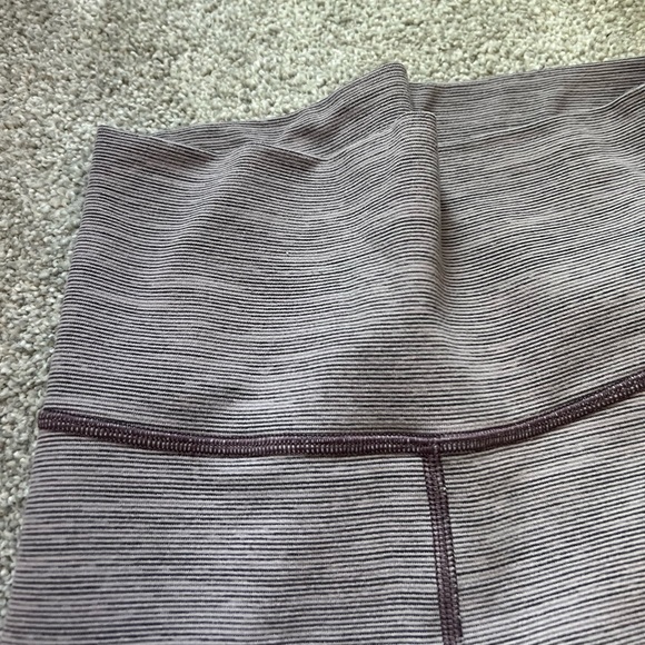 Lulu high-rise tight 25” - Picture 4 of 5